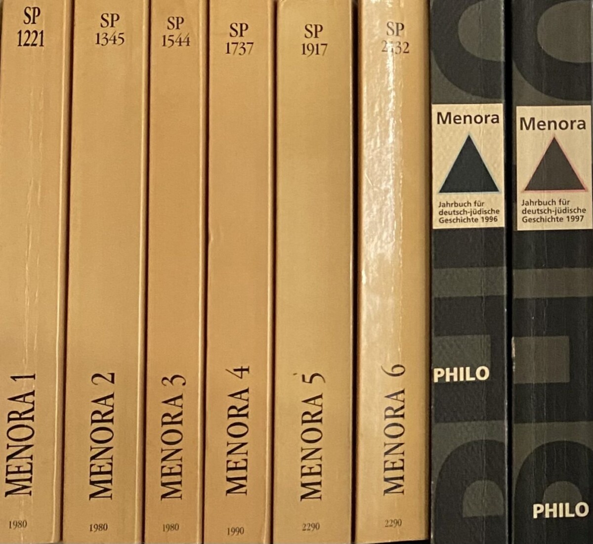 Menora. Jahrbuch für deutsch-jüdische Geschichte 1990-1997 (8-volume set) - Schoeps, Julius H. a.o. (ed.)