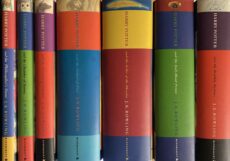 Harry Potter (7-volume set, Children's Edition). 1: Harry Potter and the Philosopher's Stone. 2: Harry Potter and the Chamber of Secrets. 3: Harry Potter and the Prisoner of Azkaban. 4: Harry Potter and the Goblet of Fire. 5: Harry Potter and the Order of the Phoenix. 6: Harry Potter and the Half-Blood Prince. 7: Harry Potter and the Deathly Hallows