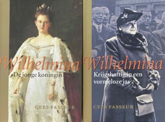 Wilhelmina. De jonge koningin. MET: Wilhelmina. Krijgshaftig in een vormeloze jas (2-delige set)